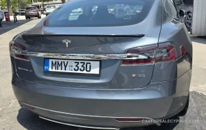 Tesla Model S 2014