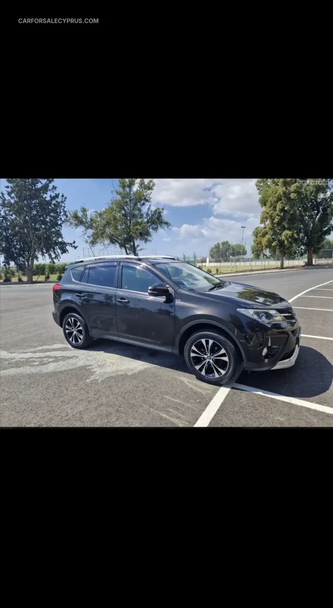 Toyota RAV4 2015