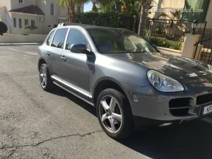 Porsche Cayenne 2004