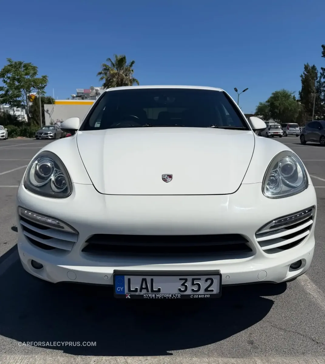 Porsche Cayenne 2011