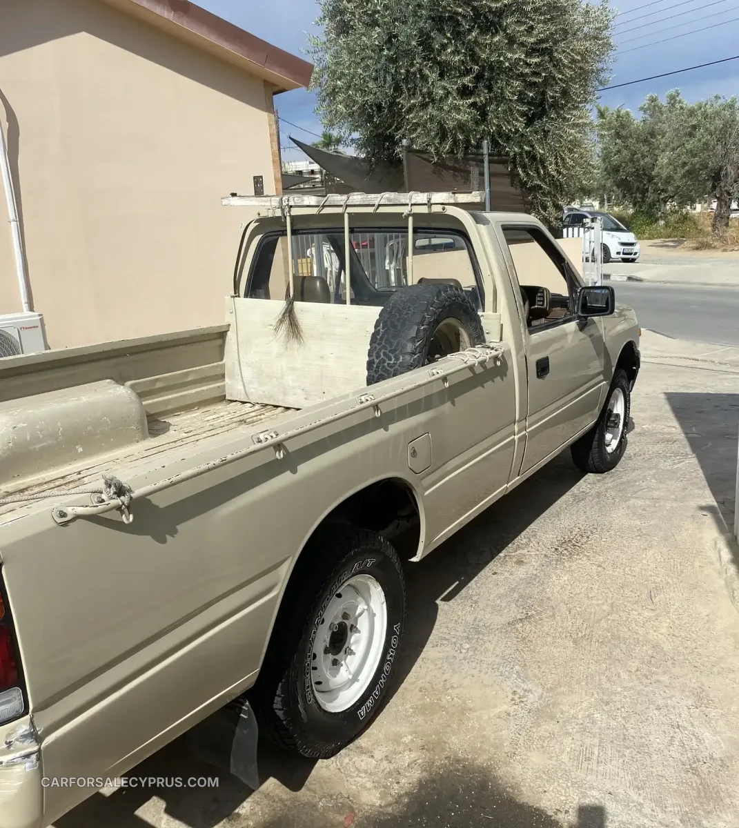 Isuzu Pickup 1989