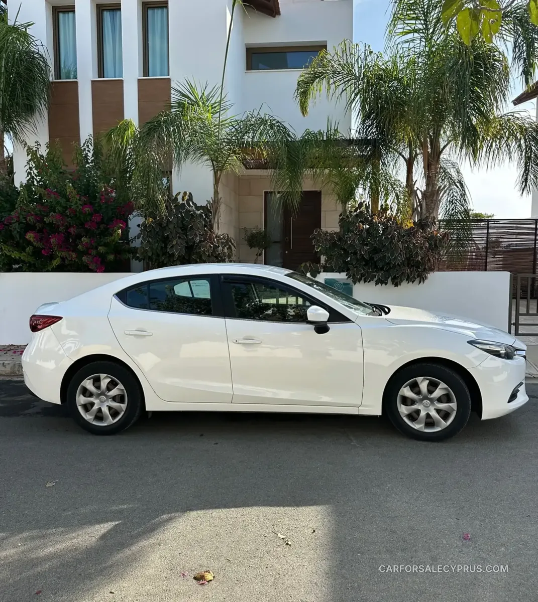 Mazda Axela 2019