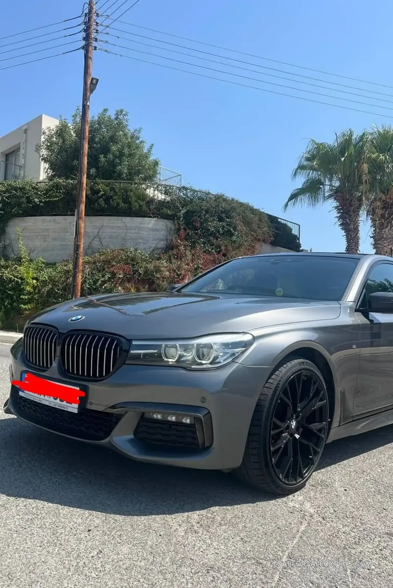 BMW Series 7 2016