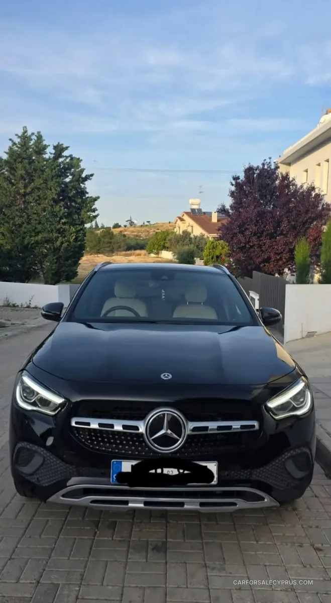 Mercedes-Benz GLA 2021