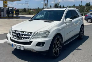 Mercedes-Benz ML-Class 2010