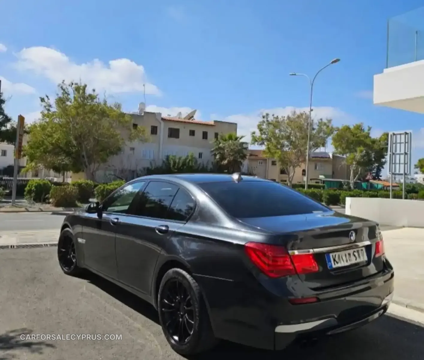 BMW Series 7 2010