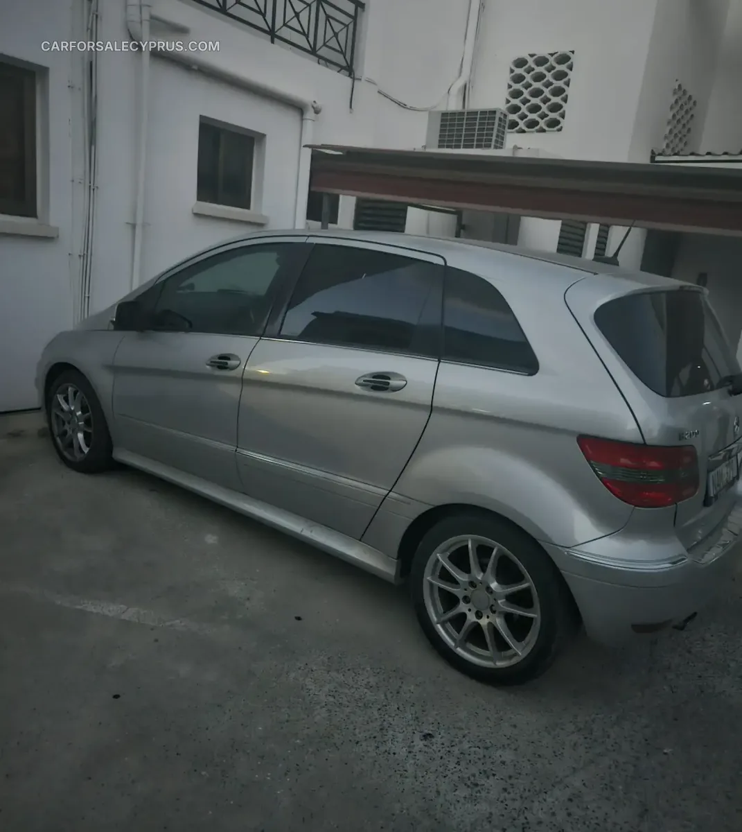 Mercedes-Benz B-Class 2009
