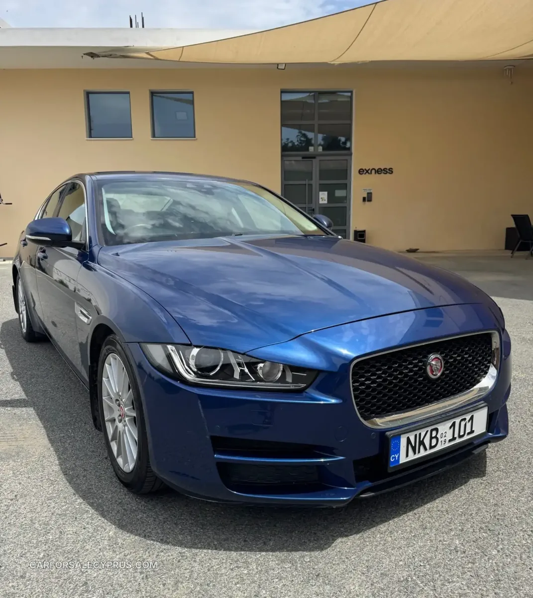 Jaguar XE 2015