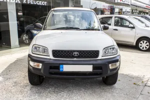 Toyota RAV4 1999
