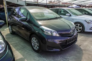 Toyota Yaris 2012