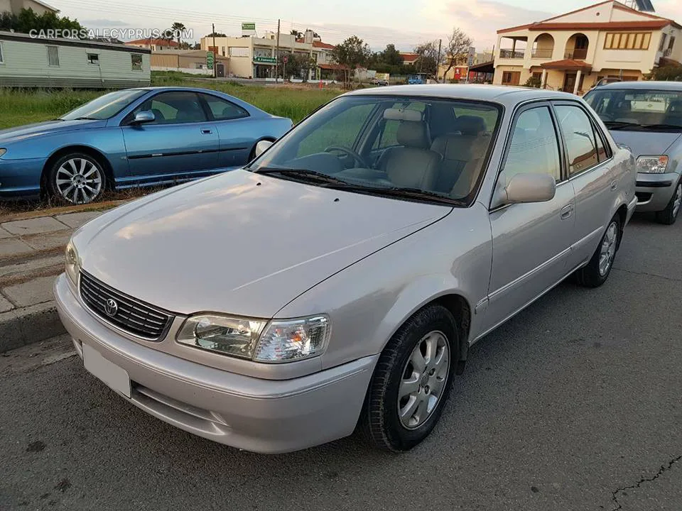 Toyota Corolla 2000