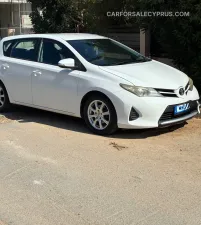 Toyota Auris 2013