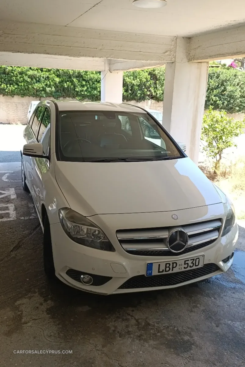 Mercedes-Benz B-Class 2013