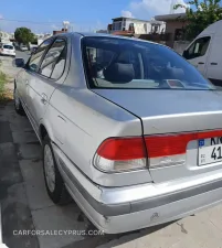 Nissan Sunny 2001