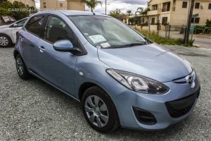 Mazda 2 2012