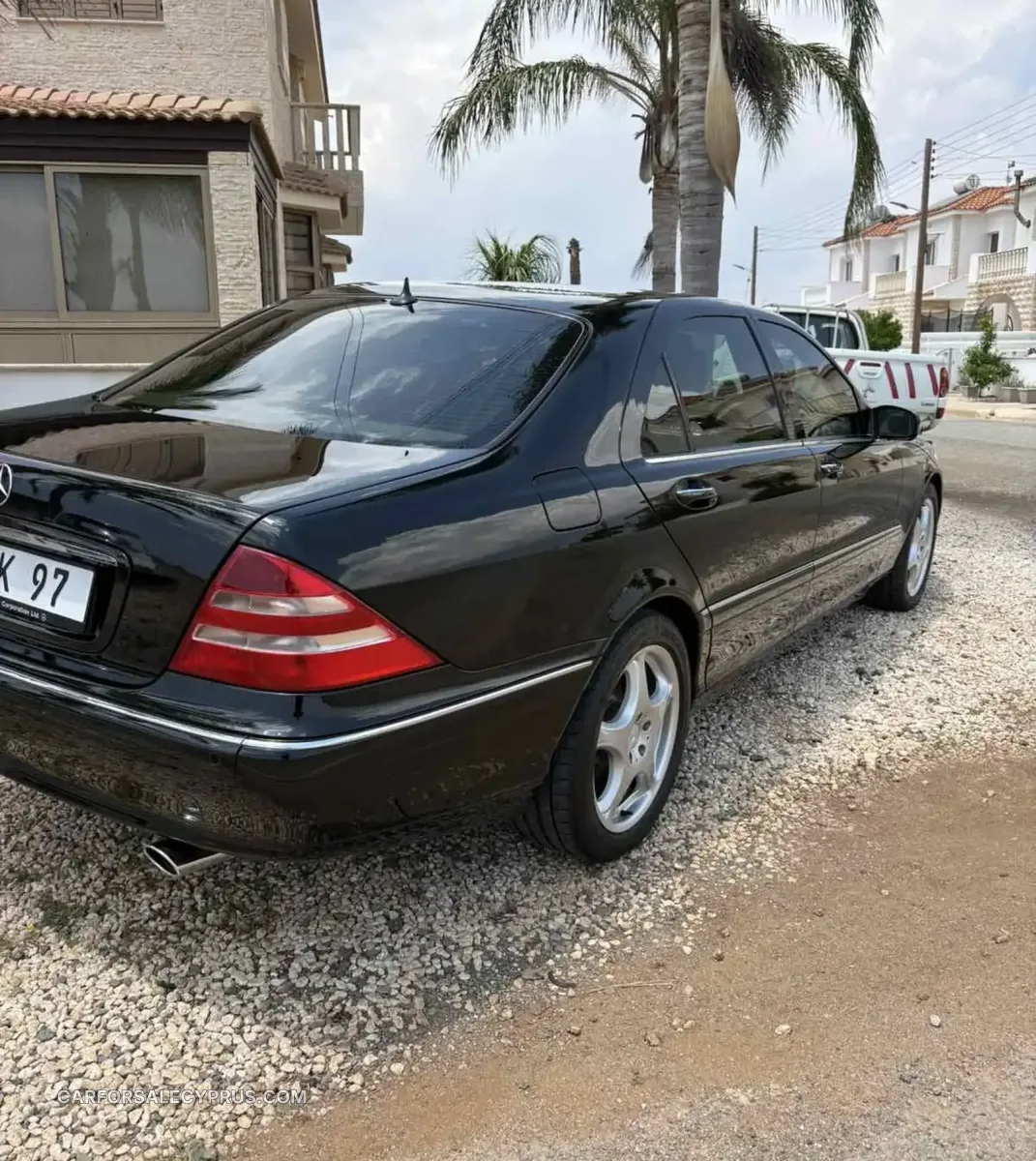 Mercedes-Benz S-Class 2000