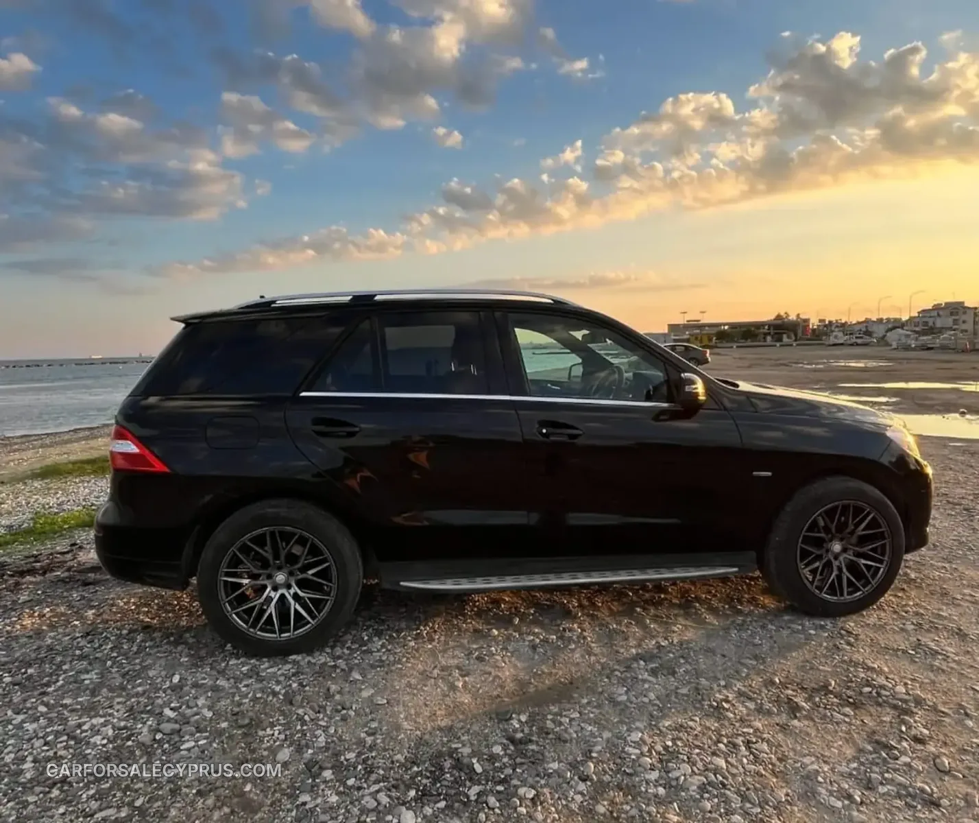 Mercedes-Benz ML-Class 2012