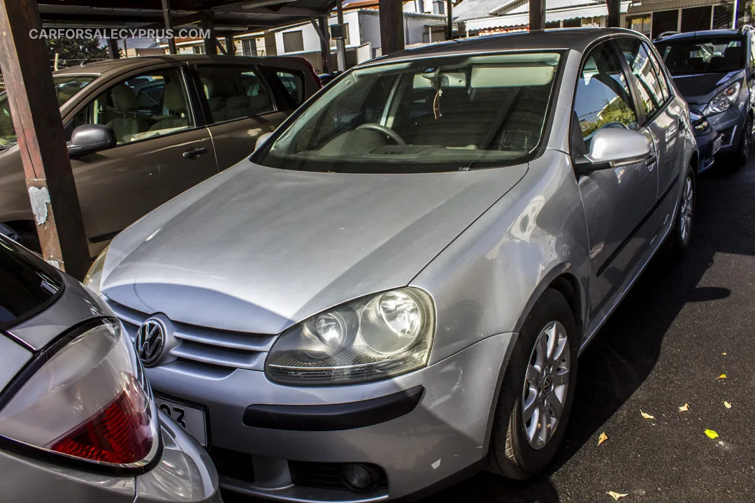 Volkswagen Golf 2004