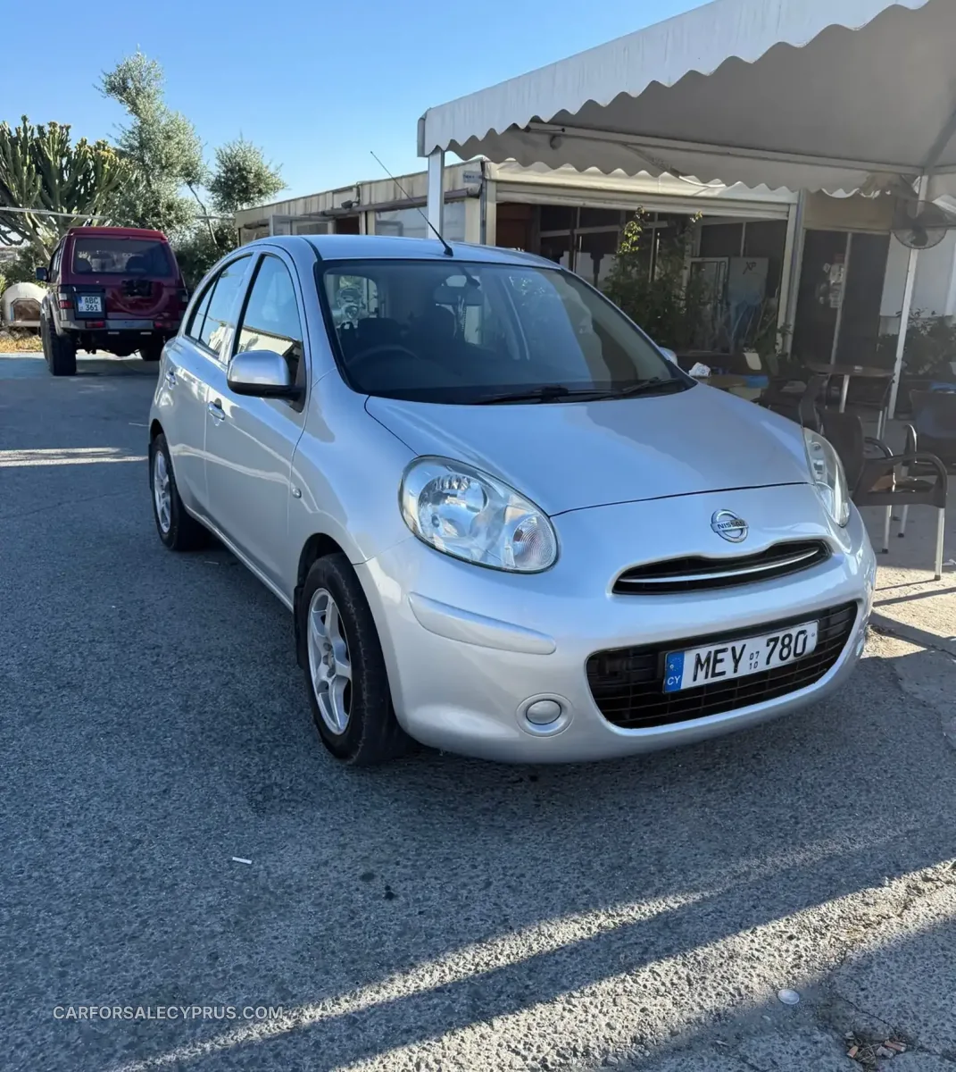 Nissan March 2010