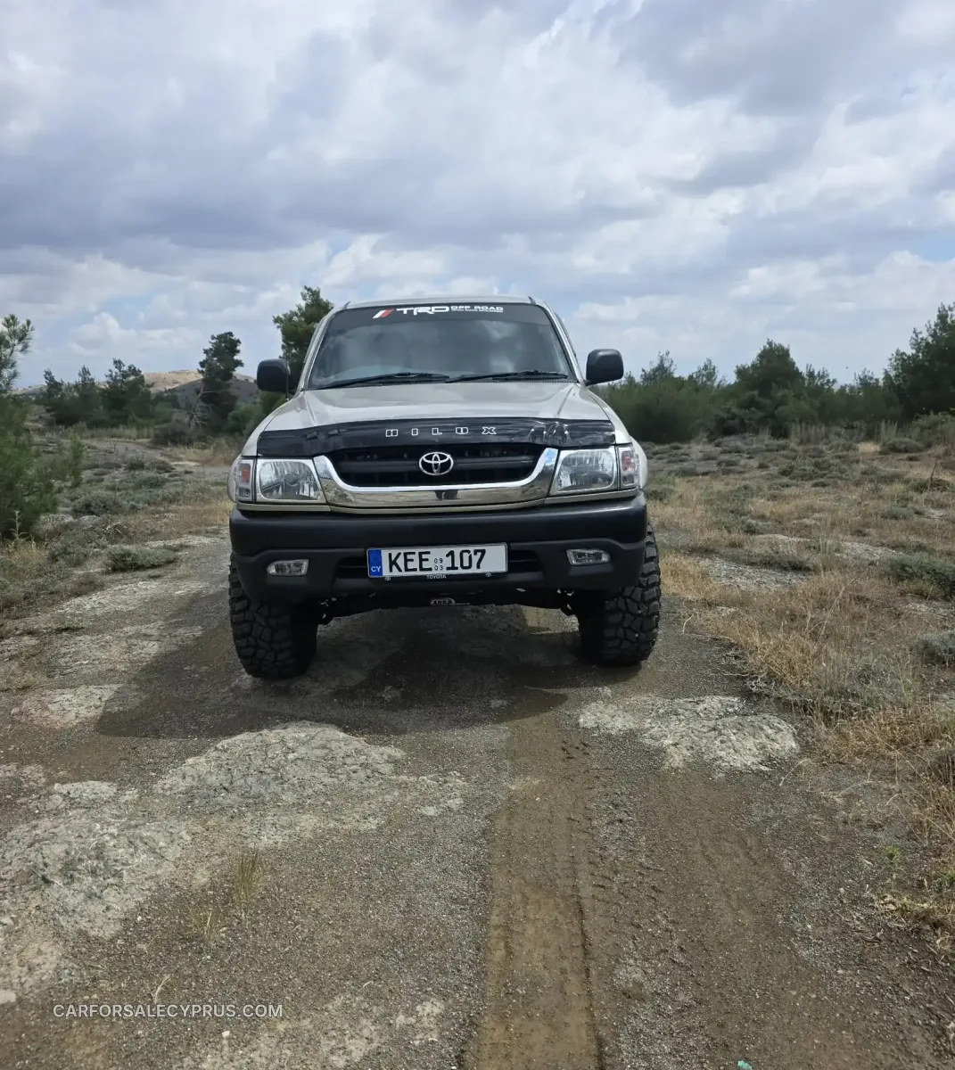 Toyota Hilux 2003