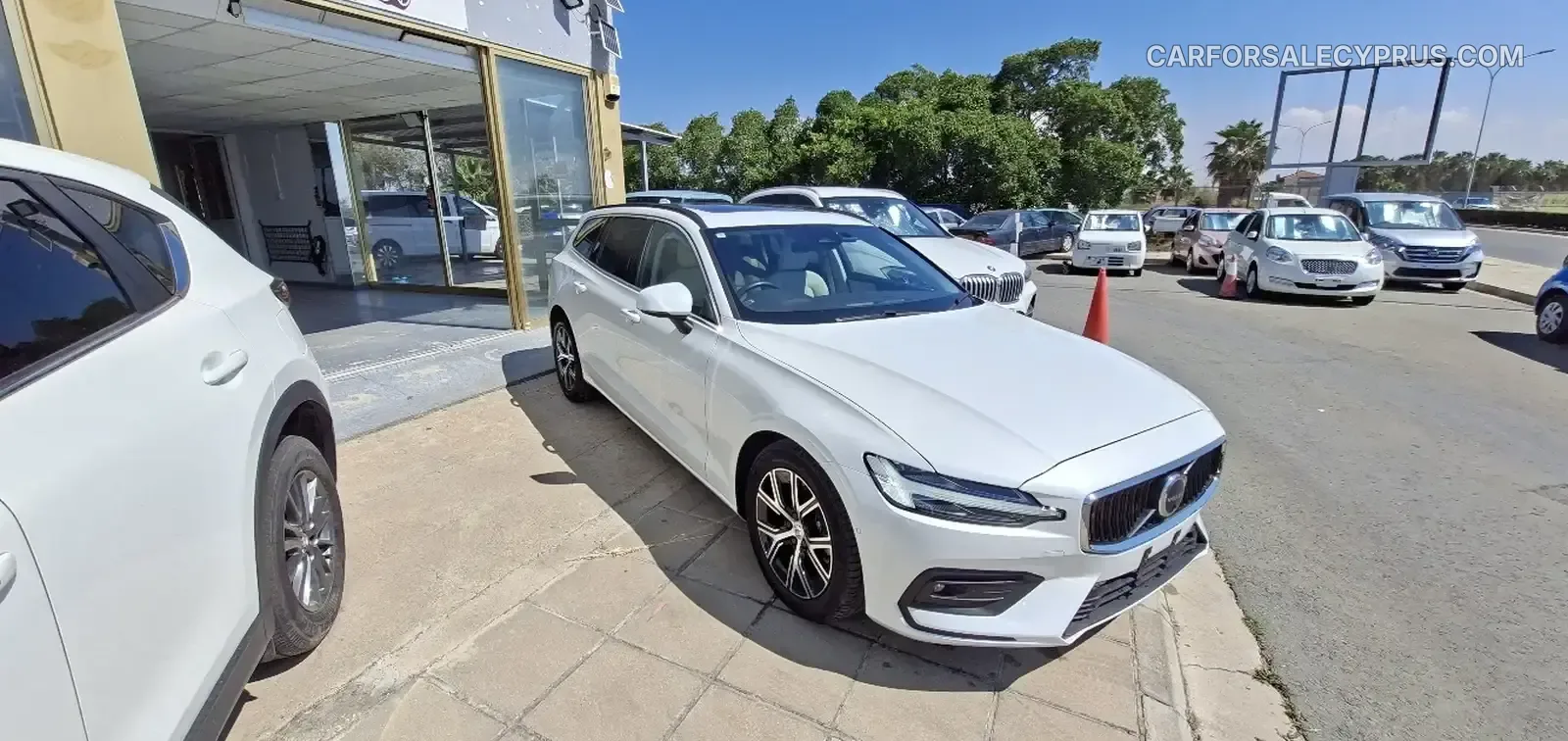 Volvo V60 2024