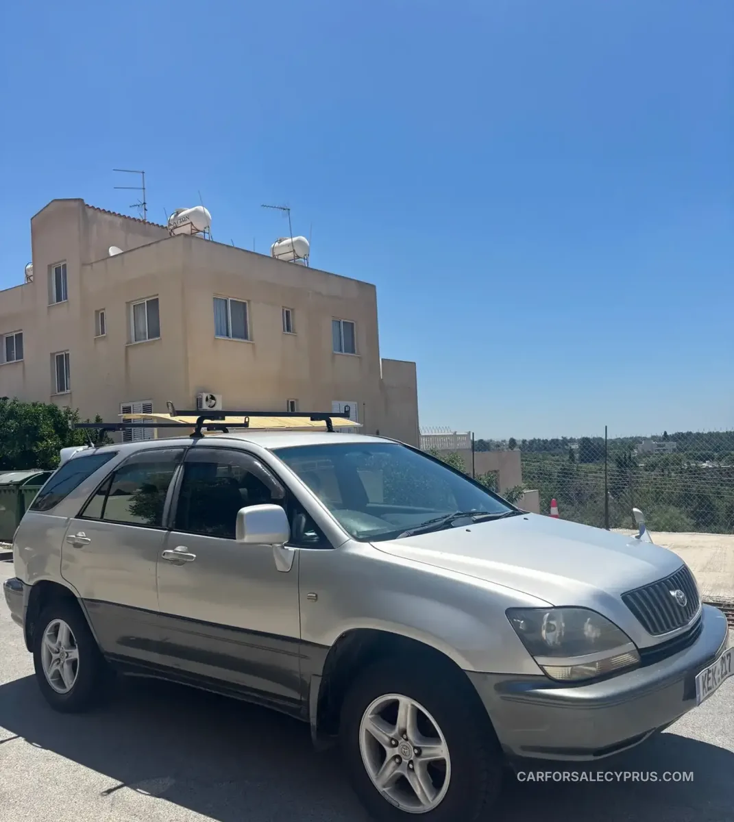 Toyota Harrier 1999