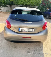 Peugeot 208 2014