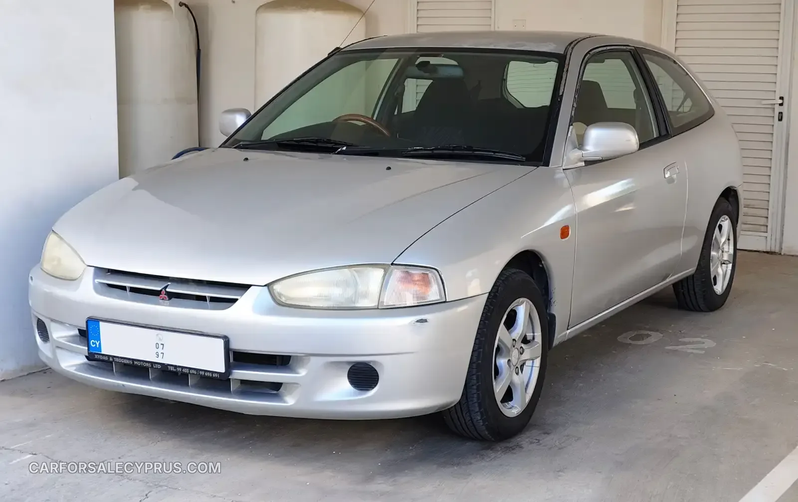 Mitsubishi Mirage 1997