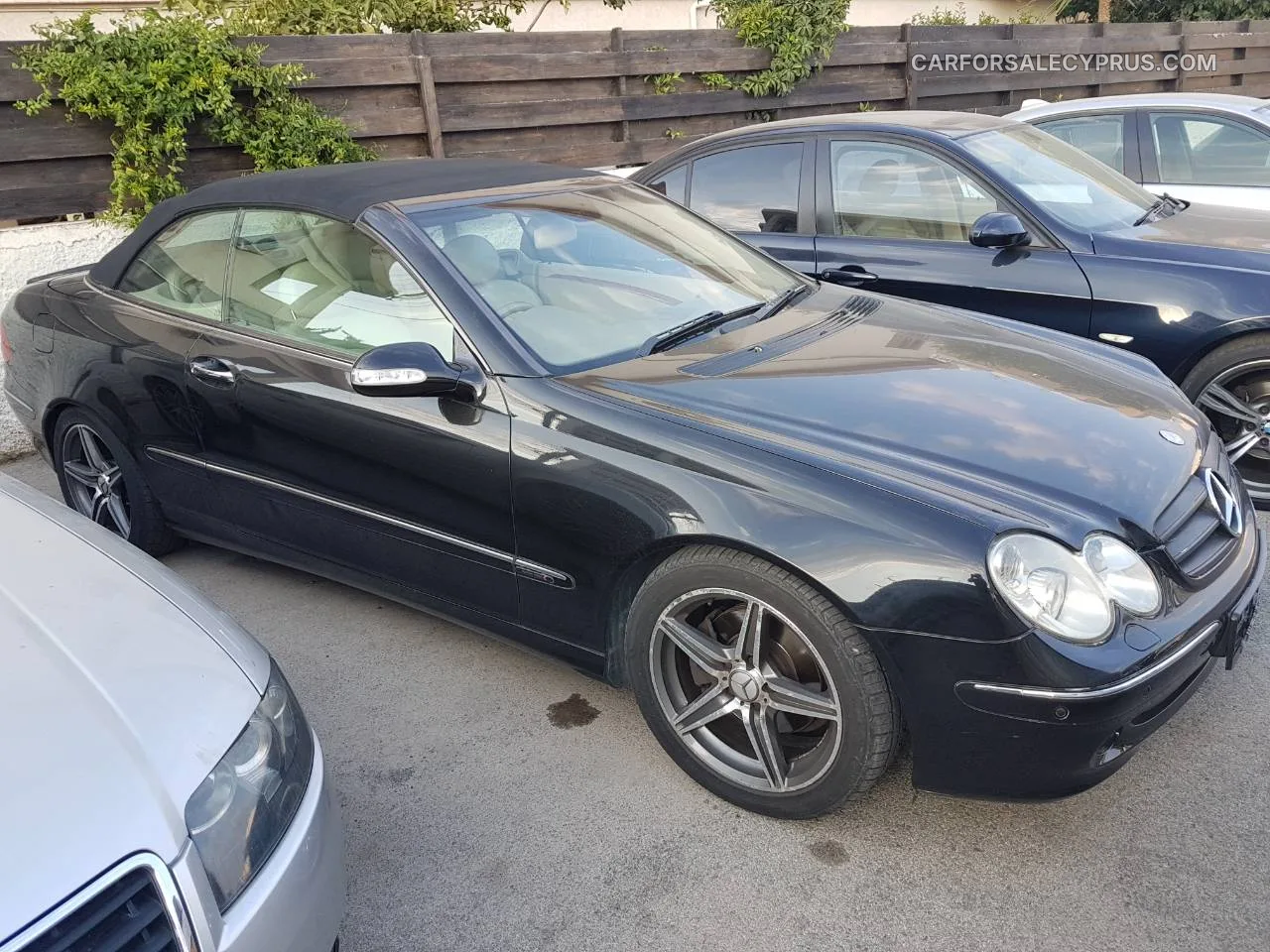 Mercedes-Benz CLK-Class 2004