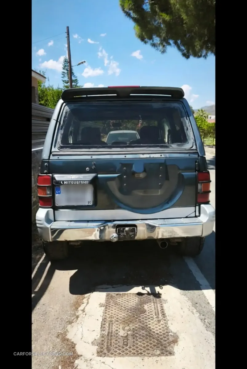 Mitsubishi Pajero 1993