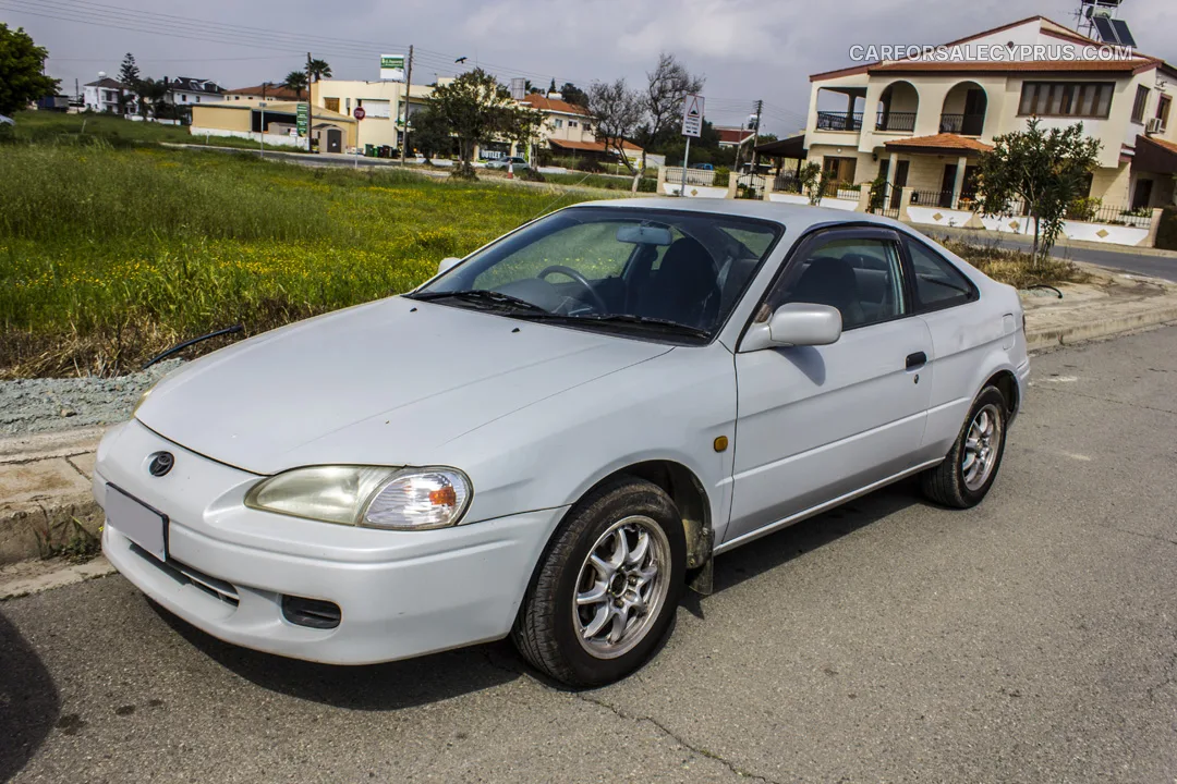 Toyota Sinus 1997