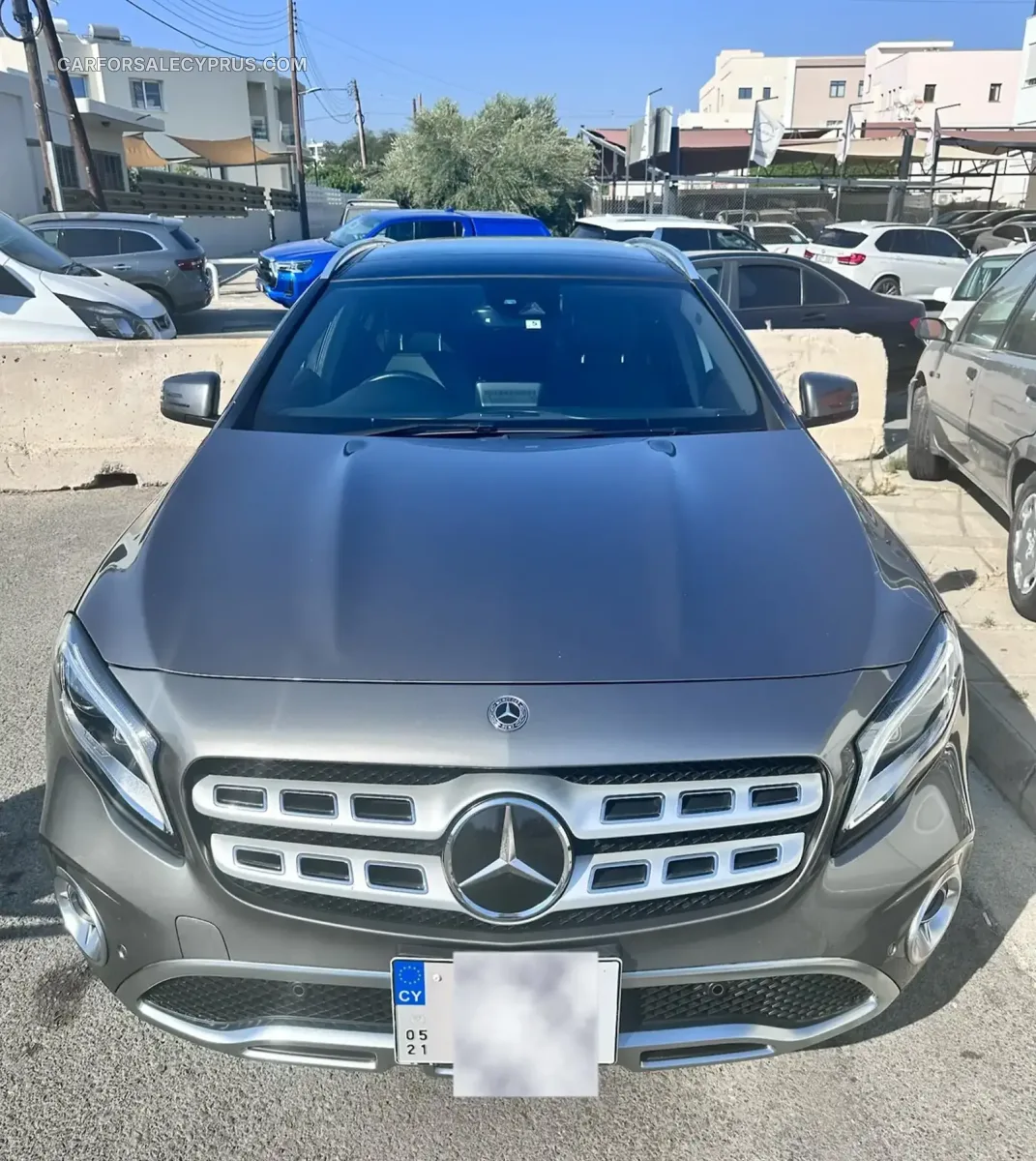 Mercedes-Benz GLA 2021