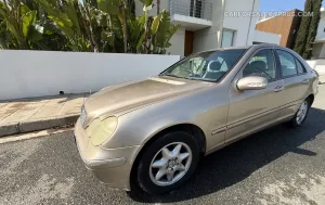 Mercedes-Benz C-Class 2002