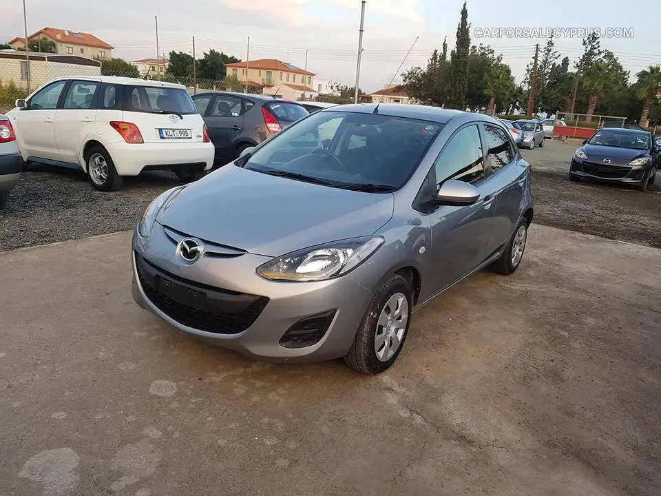 Mazda 2 2013