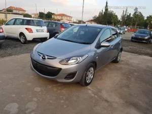 Mazda 2 2013