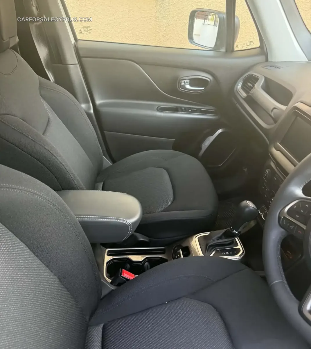 Jeep Renegade 2023
