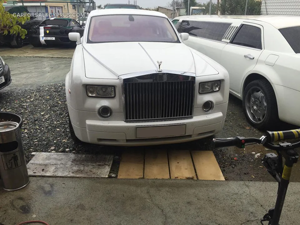 Rolls Royce Phantom 2004