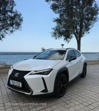 Lexus UX 2021