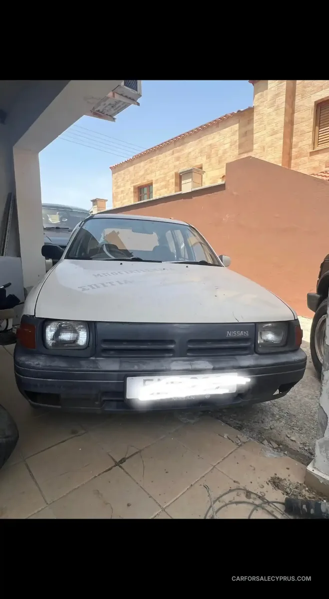 Nissan Sunny 1992
