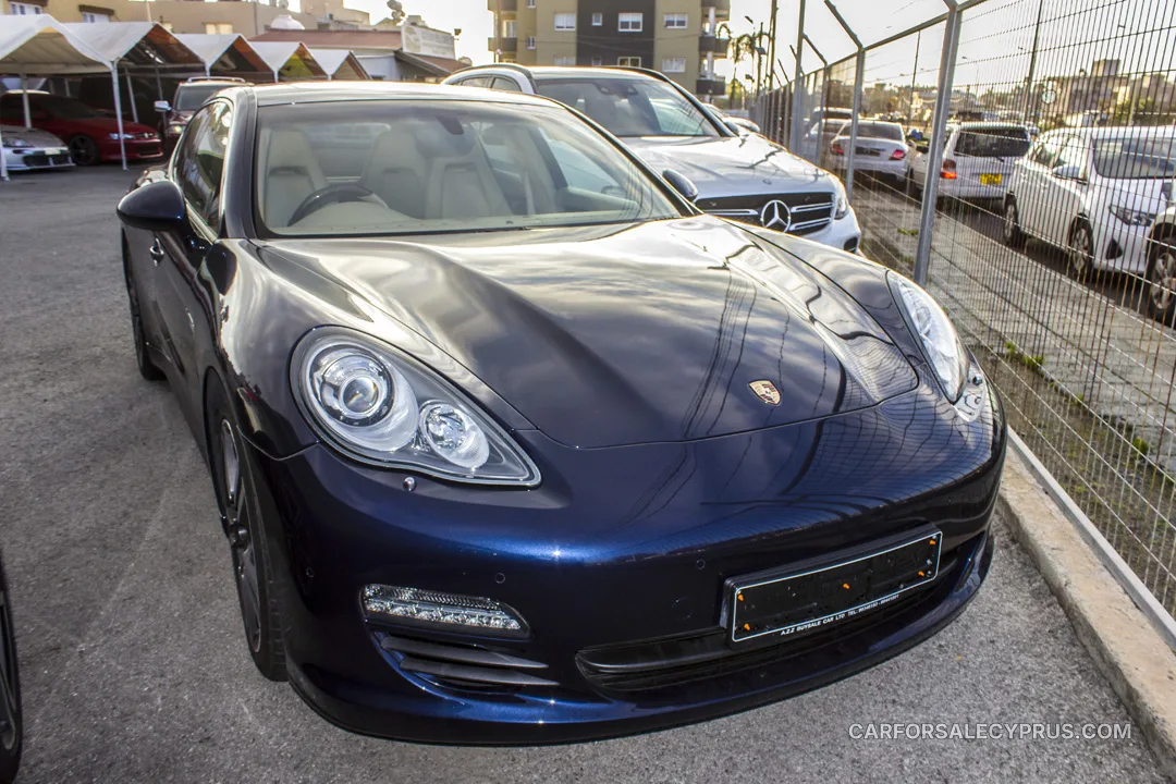 Porsche Panamera 2012