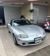 Mazda MX-5 2004
