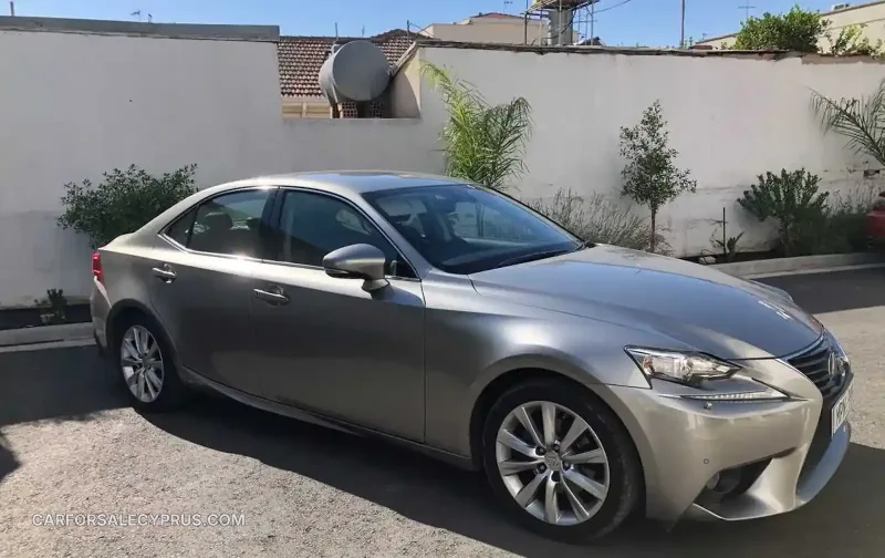 Lexus IS 2014