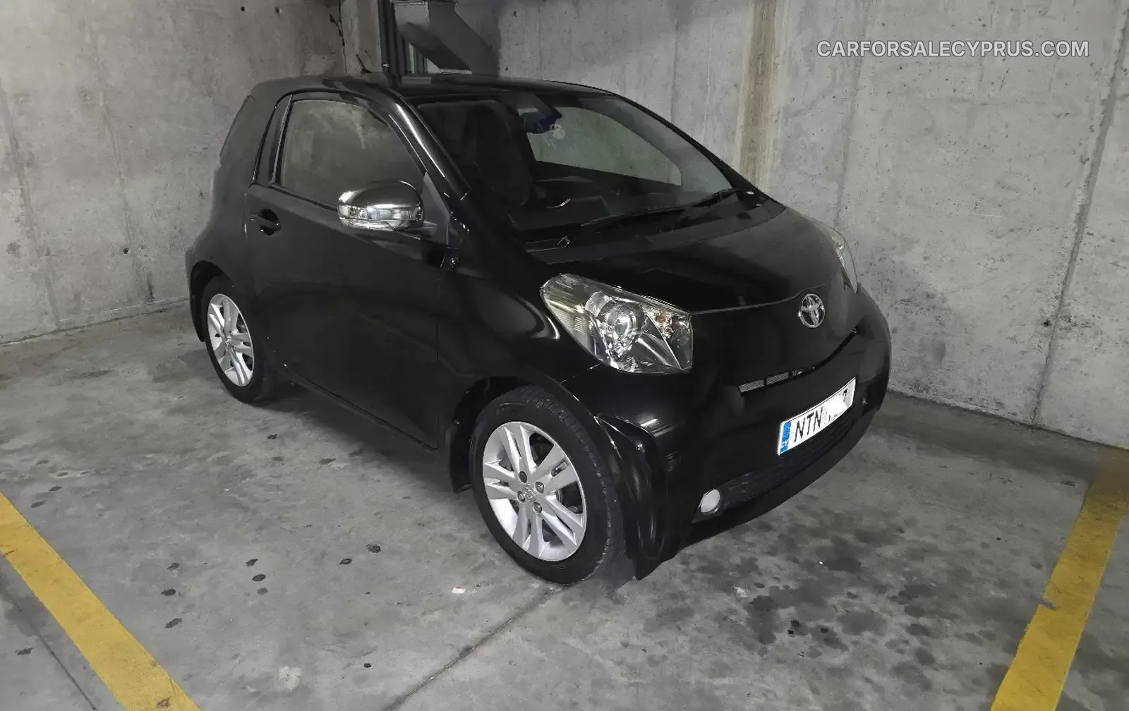Toyota IQ 2012