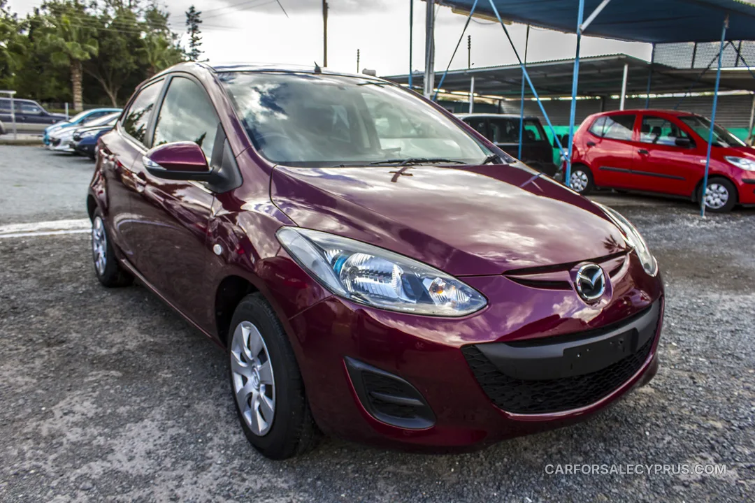 Mazda 2 2013