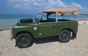 Land Rover Defender 1979