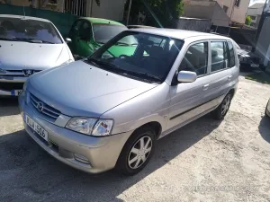 Mazda 2 2001