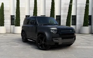 Land Rover Defender 2022