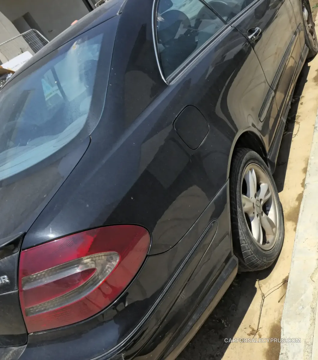 Mercedes-Benz CLK-Class 2003