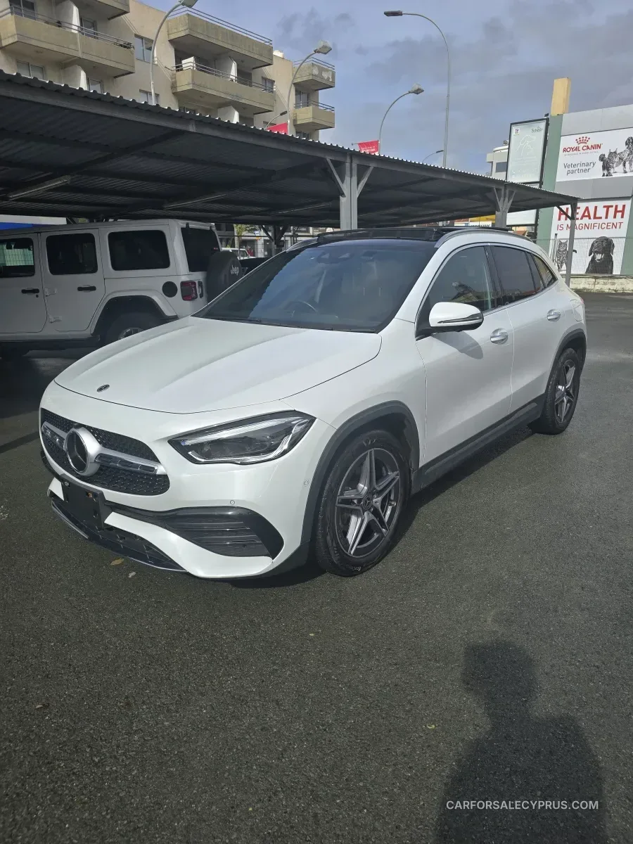 Mercedes-Benz GLA 2023