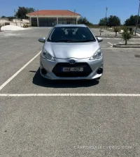 Toyota Aqua 2015
